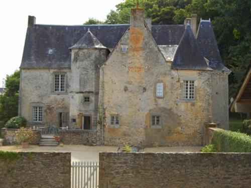 Manoir De Rouesse Hotel Laval  Bagian luar foto